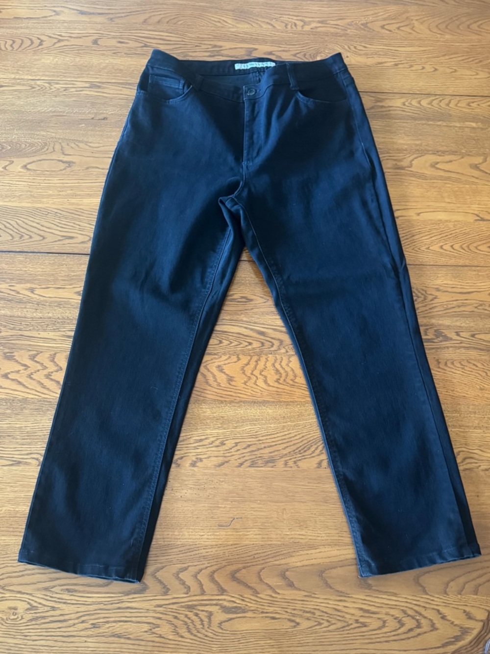 Jones New York Black Straight Leg Jeans 14P Stretchy Comfort Embellished Pockets